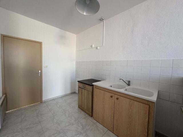 Location Appartement 2 pièces 40m² SETE 34200