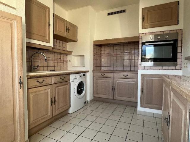 Location Appartement 2 pièces 40m² ST ETIENNE 42100