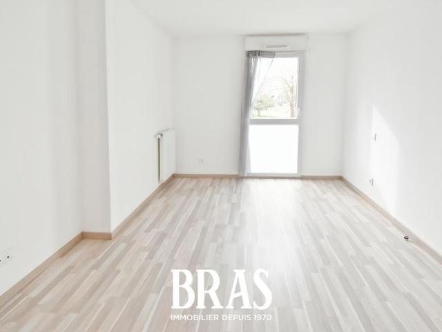 Location Appartement 2 pièces 40m² ST SEBASTIEN SUR LOIRE 44230