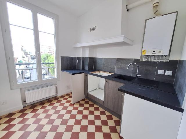 Location Appartement 2 pièces 40m² POISSY 78300