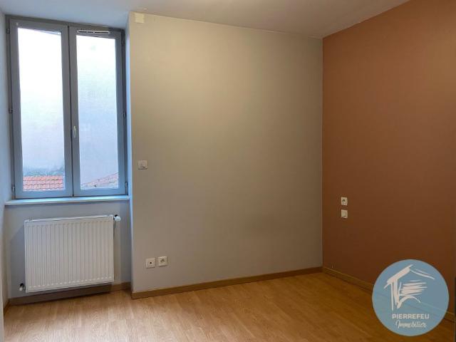 Location Appartement 2 pièces 40m² TARARE 69170