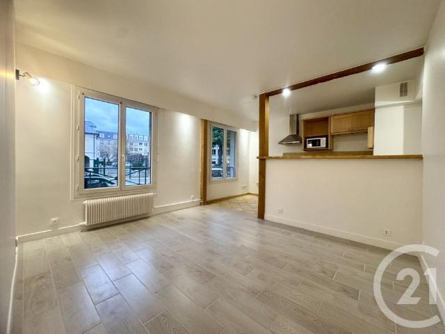 Location Appartement 2 pièces 40m² VERSAILLES 78000