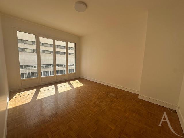 location appartement 2 pièces, 41.58m², mantes la jolie