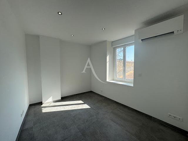 Location Appartement 2 pièces 41.5 m2 Nimes