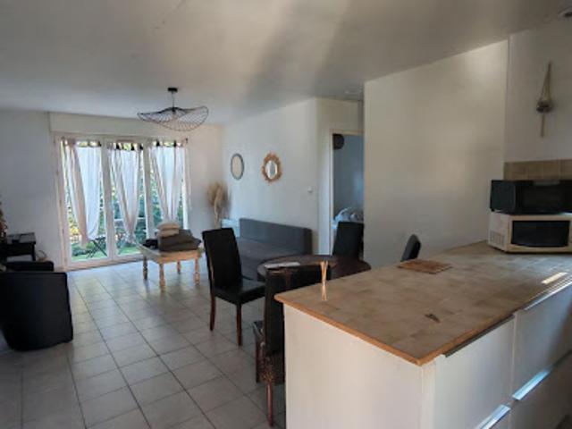 Location Appartement 2 pièces 41.93 m2 Villeneuve les avignon