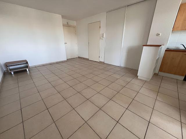 Location Appartement 2 pièces 41.9 m2 Saint Estève