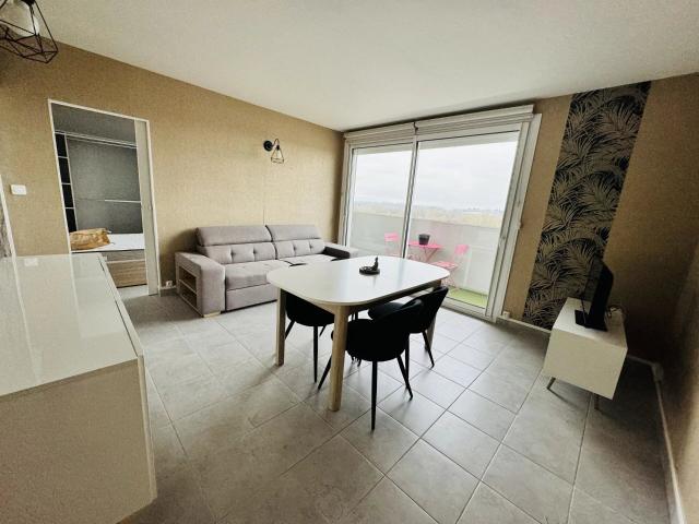 Location Appartement 2 pièces 41 m2 à Saint Quentin