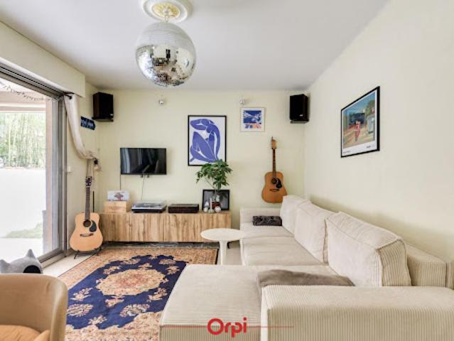 Location Appartement 2 pièces 41 m2 Marseille 8ème
