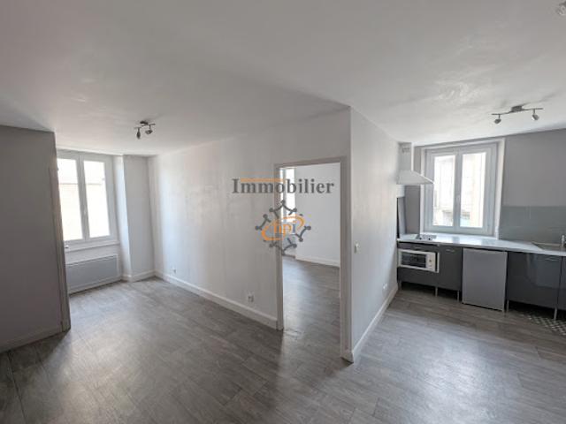 Location Appartement 2 pièces 41 m2 Saint Affrique