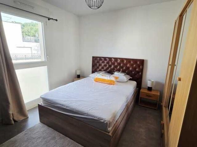 Location Appartement 2 Pièces 41 m² Meublé