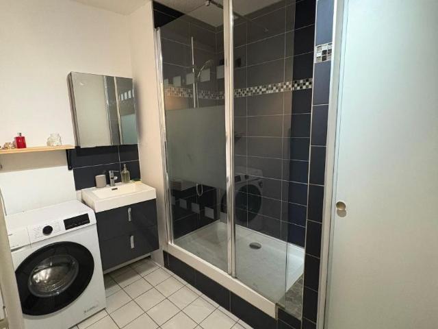 Location Appartement 2 pièces 41m² BORDEAUX 33000