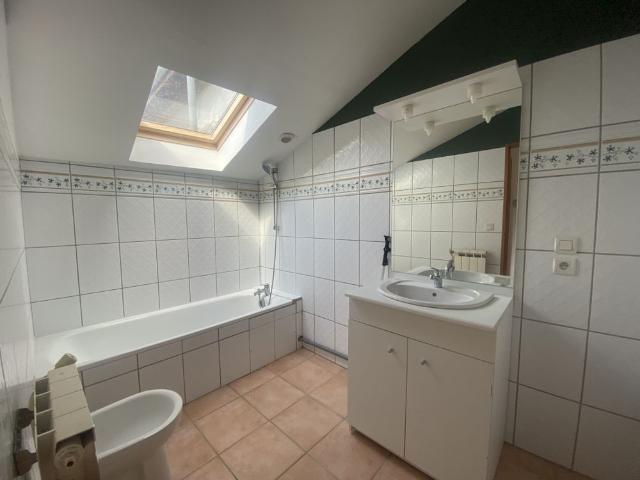Location Appartement 2 pièces 41m² LANNEMEZAN 65300