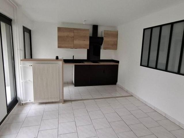 Location Appartement 2 pièces 41m² LE COUDRAY MONTCEAUX 91830