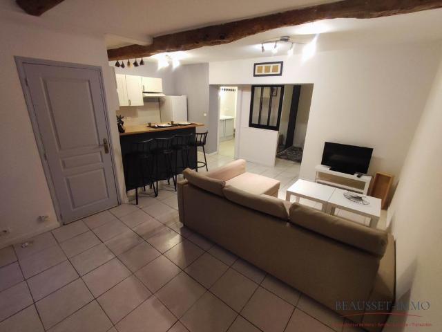 Location Appartement 2 pièces 41m² LE BEAUSSET 83330