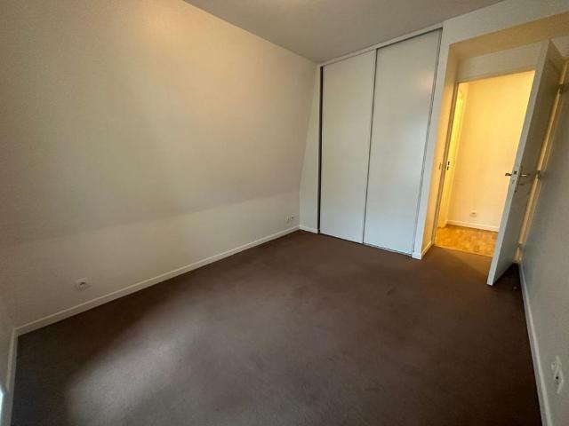 Location Appartement 2 pièces 41m² LE PLESSIS ROBINSON 92350