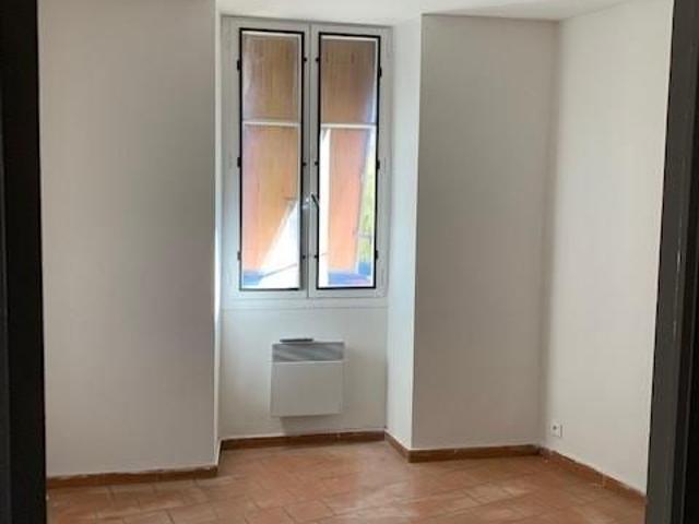 Location Appartement 2 pièces 41m² LES VANS 07140