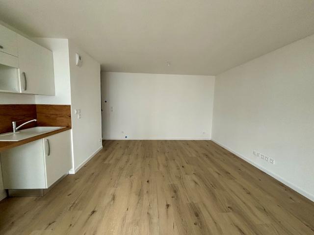 Location Appartement 2 pièces 41m² NANTES 44300