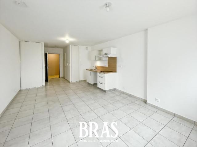 Location Appartement 2 pièces 41m² NANTES 44300