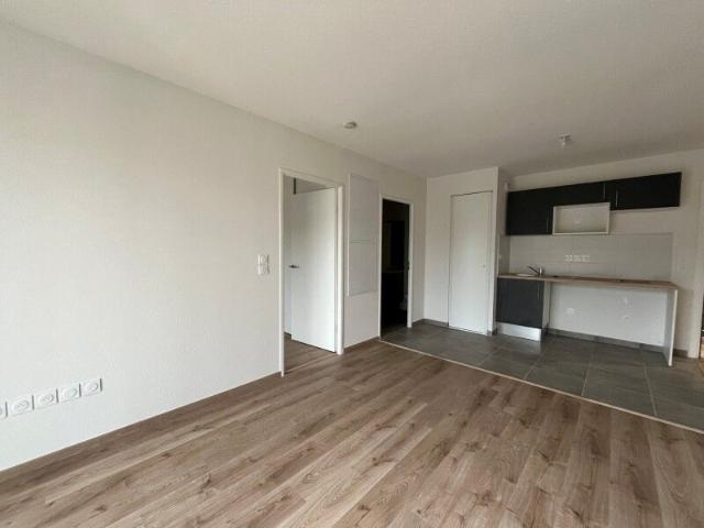 Location Appartement 2 pièces 41m² SEYSSES 31600