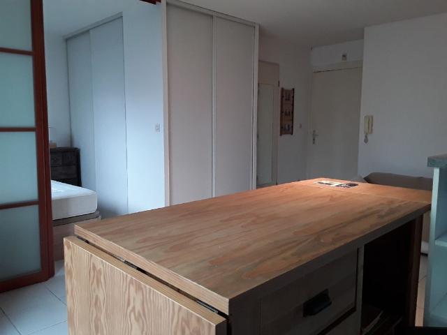 Location Appartement 2 pièces 41m² SEILH 31840