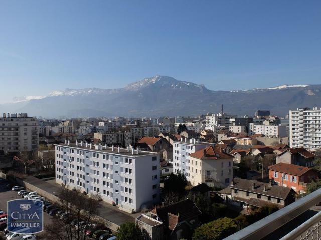 Location Appartement 2 pièces 41m² ST MARTIN D HERES 38400