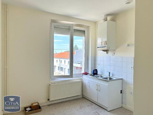 Location Appartement 2 pièces 41m² PERONNAS 01960