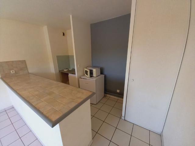 Location Appartement 2 pièces 41m² RODEZ 12000