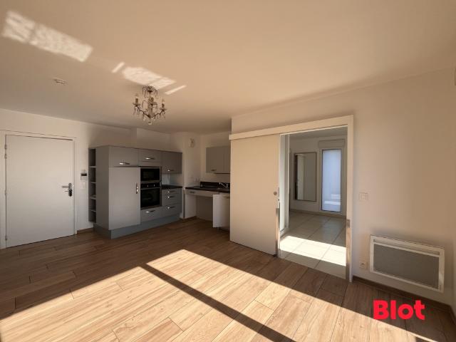 Location Appartement 2 pièces 41m² RENNES 35000