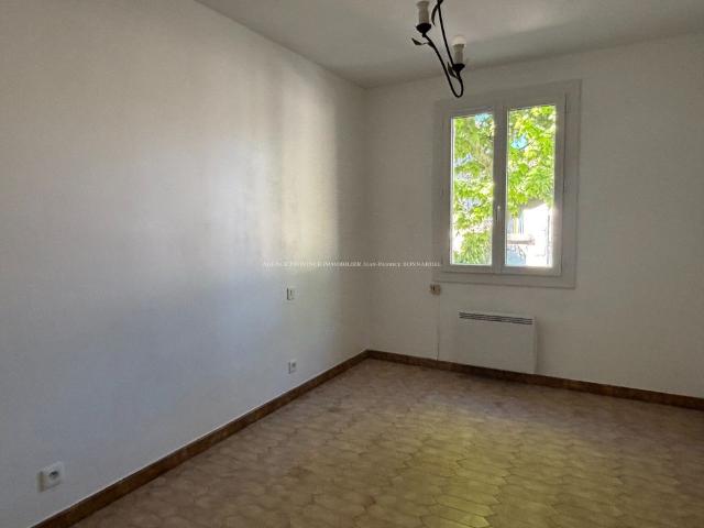 Location Appartement 2 pièces 41m² VALREAS 84600