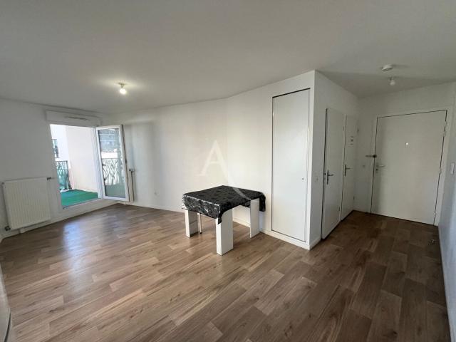 location appartement 2 pièces, 42.44m², villiers sur marne