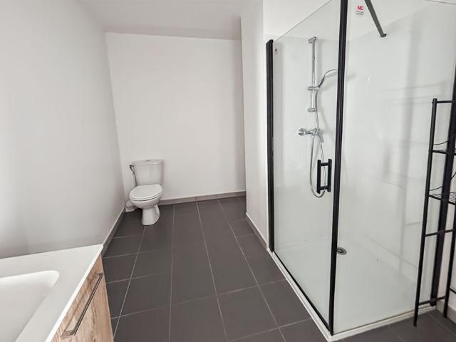 Location appartement 2 pièces, 42.75m², Ballancourt sur Essonne