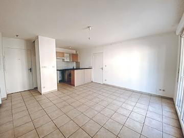 Location Appartement 2 pièces 42.76 m2 Miramas