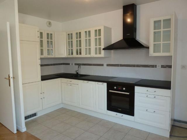 Location appartement 2 pièces, 42.84m², Massy