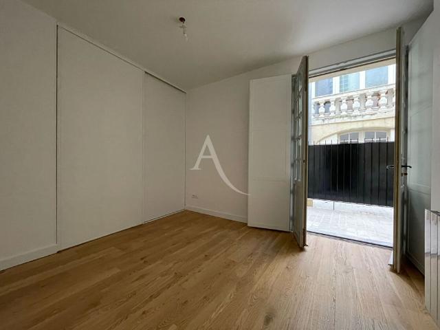 Location appartement 2 pièces, 42.03m², Saintes
