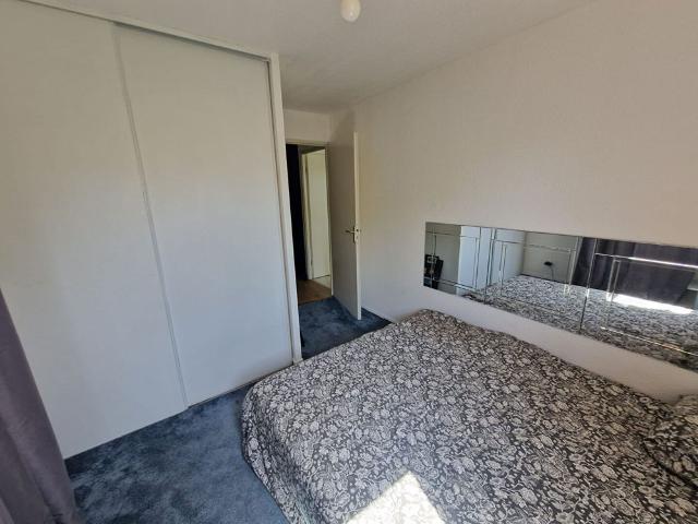 Location appartement 2 pièces, 42.00m², Bessières