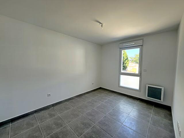 Location Appartement 2 pièces 42.32 m2 Saint Rémy de Provence