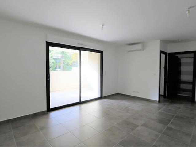 Location Appartement 2 pièces 42 m2 Ville di Pietrabugno