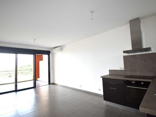Location Appartement 2 pièces 42 m2 Bastia