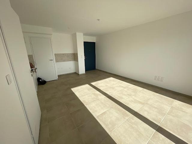 Location Appartement 2 pièces 42 m2 Morières lès Avignon