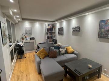 Location Appartement 2 pièces 42 m2 Paris 20ème