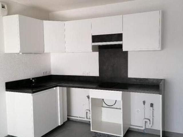 Location appartement 2 pièces 42 m² à Perpignan 66000