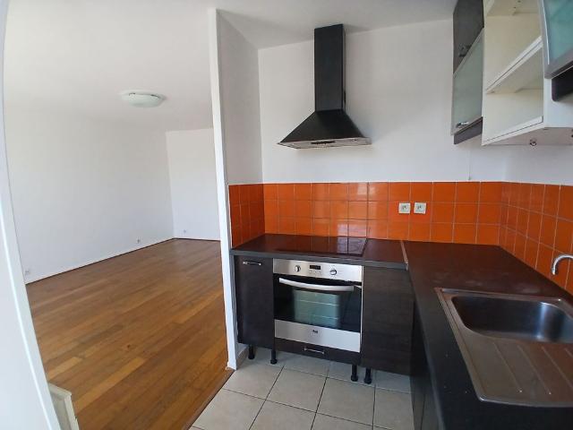 Location Appartement 2 pièces 42m²