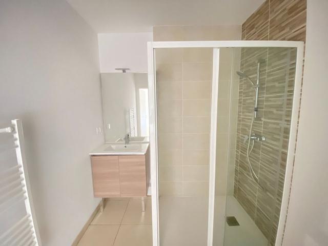 Location Appartement 2 pièces 42m²