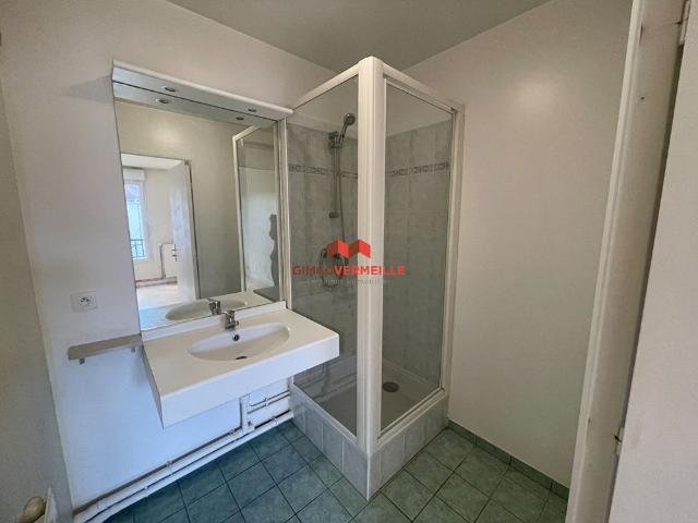 Location Appartement 2 pièces 42m²