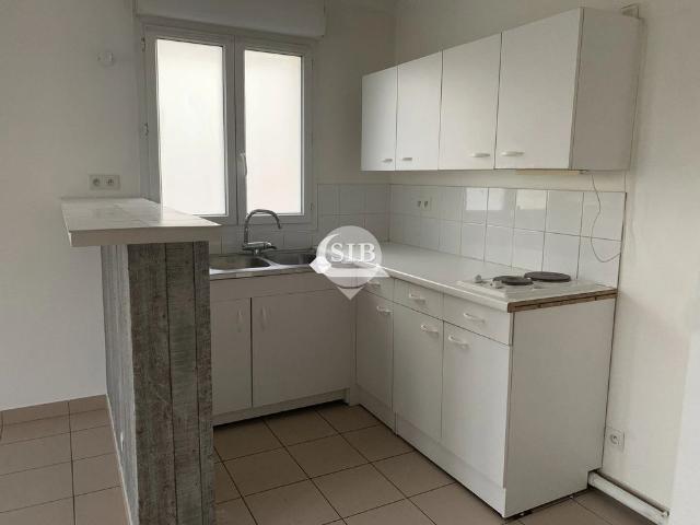 Location Appartement 2 pièces 42m² CORBEIL ESSONNES 91100