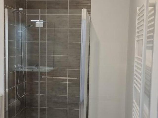 Location Appartement 2 pièces 42m² CHAMBERY 73000