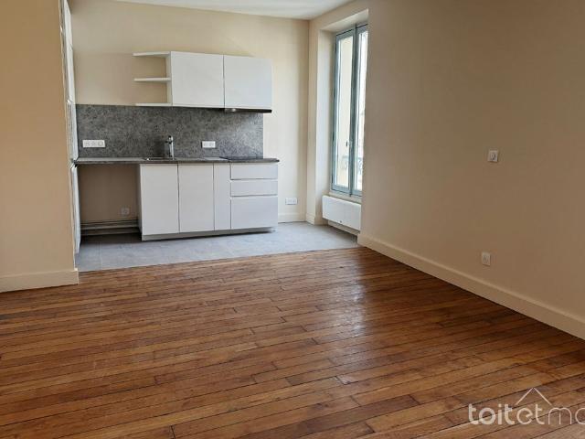 Location Appartement 2 pièces 42m² CHEVREUSE 78460
