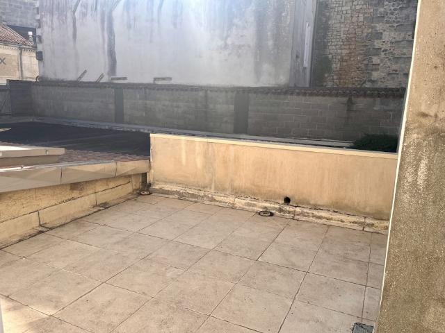 Location Appartement 2 pièces 42m² ANGOULEME 16000
