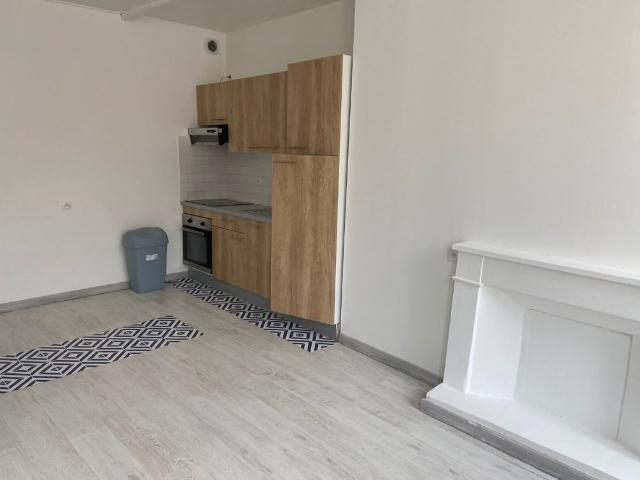 Location Appartement 2 pièces 42m² ANGOULEME 16000