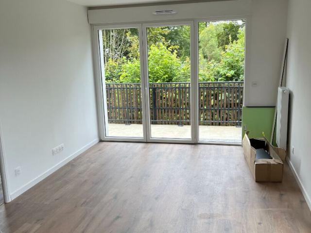 Location Appartement 2 pièces 42m² BOIS GUILLAUME 76230